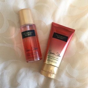 Victoria’s Secret Passion Struck